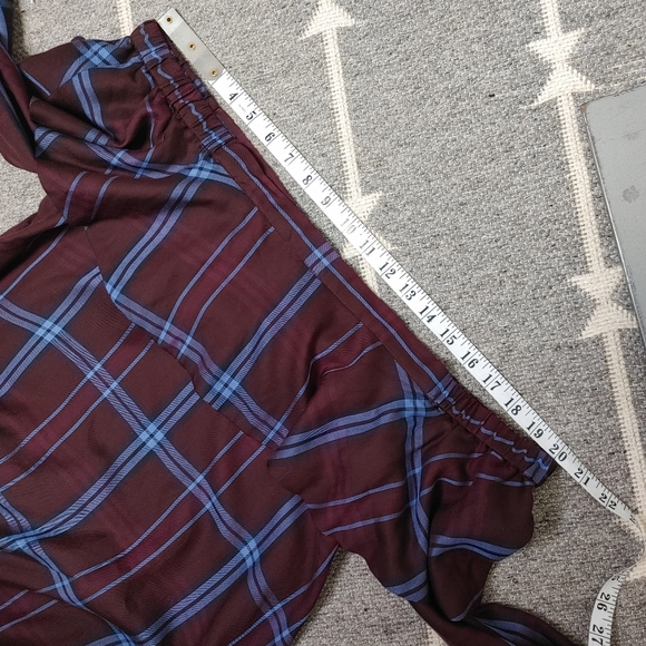 Loft plaid off-shoulder ruffle top size M - Picture 11 of 13